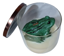 Load image into Gallery viewer, EDWINA AND EDWIN, CRACKLING WOOD WICK SOY CANDLE