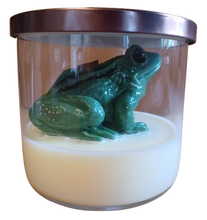 Load image into Gallery viewer, EDWINA AND EDWIN, CRACKLING WOOD WICK SOY CANDLE