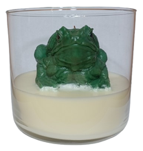 Load image into Gallery viewer, EDWIN AND EDWINA, CRACKLING WOOD WICK SOY CANDLE
