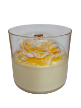 Load image into Gallery viewer, FLOWER OF FRIENDSHIP, CRACKLING WOOD WICK SOY CANDLE