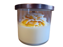 Load image into Gallery viewer, FLOWER OF FRIENDSHIP, CRACKLING WOOD WICK SOY CANDLE